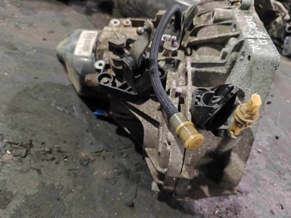 BOITE DE VITESSE MANUEL RENAULT/DACIA 1.5DCI CODE: JR5316 - Vue 3